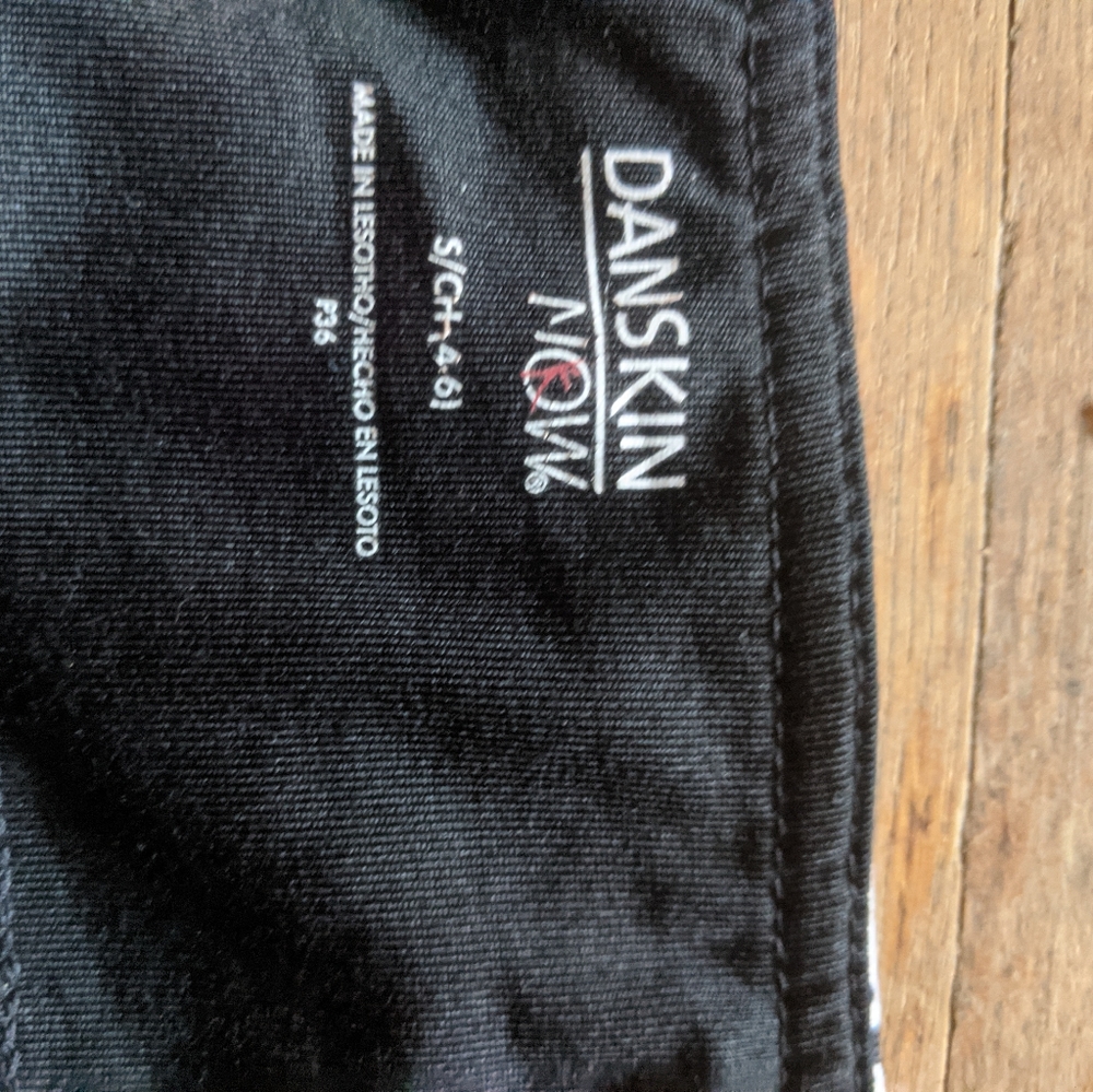 Capris - Picture 3 of 3